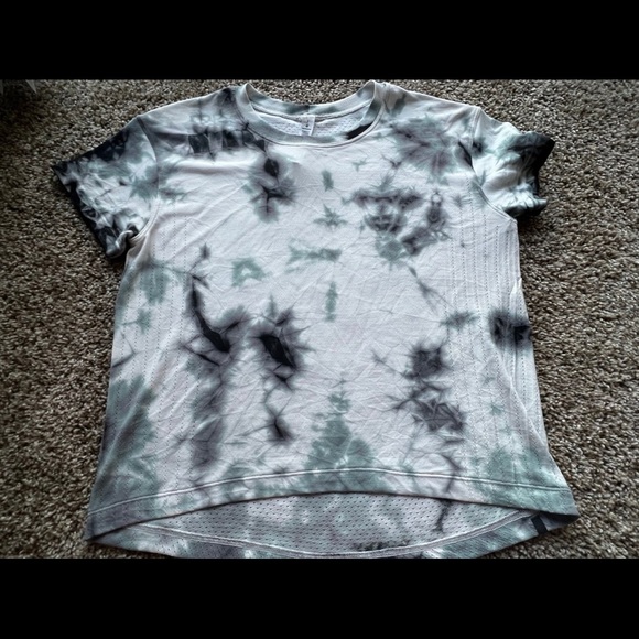 lululemon athletica Tops - Lululemon Train to Be Short Sleeve *Shibori Deep Coal / Deep Coal